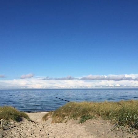 Die Kleine Acht - Direkt Am Strand Dierhagen Esterno foto