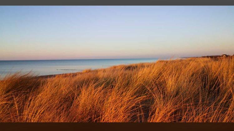Die Kleine Acht - Direkt Am Strand Dierhagen Esterno foto